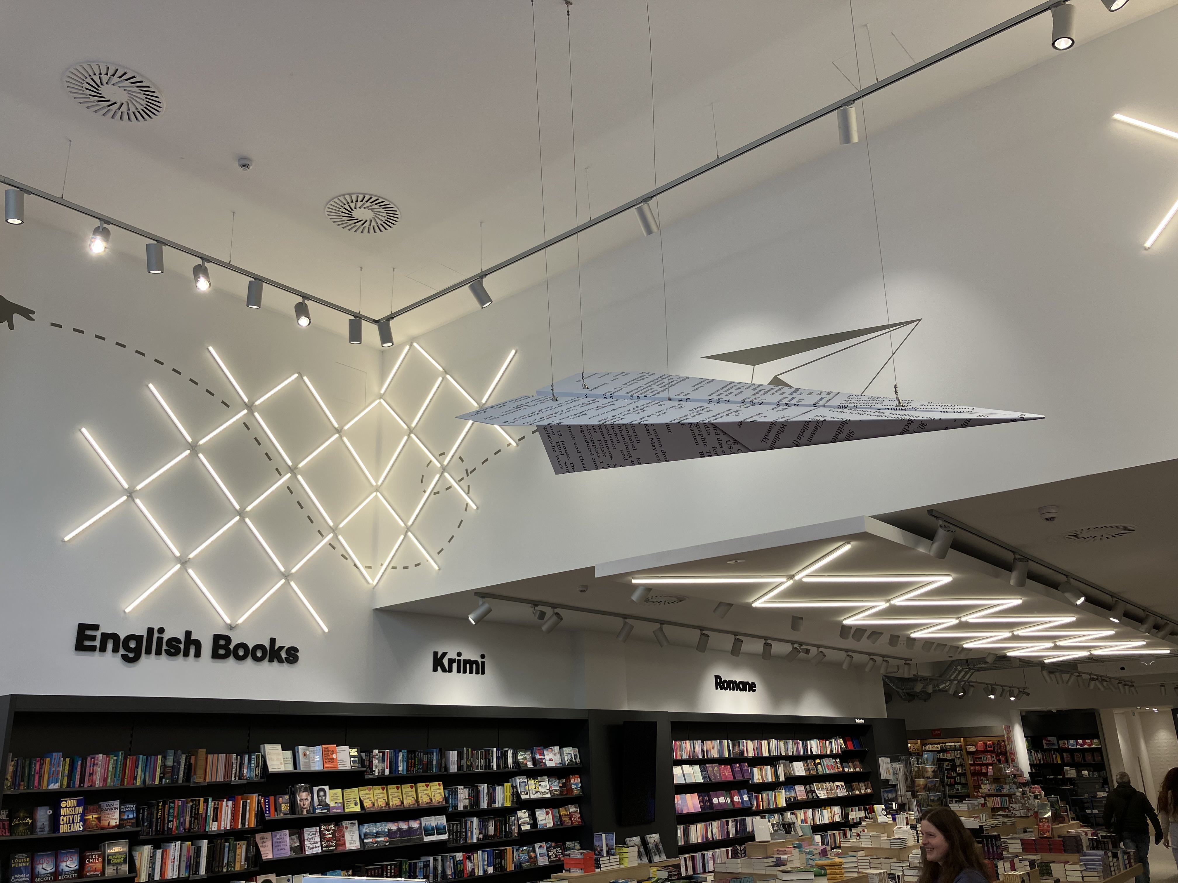 Papierflieger_BreiteGasse_NBG4